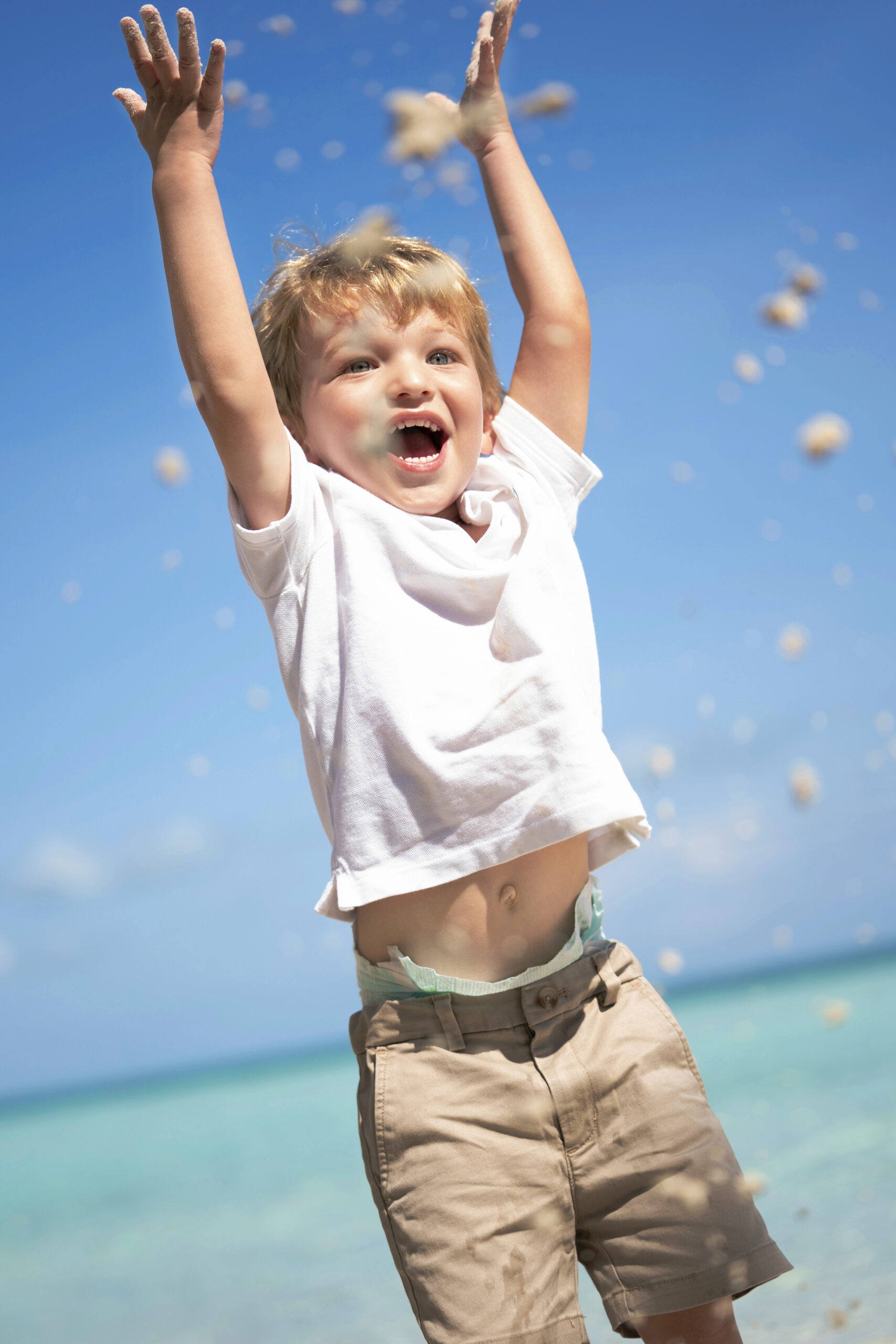 Beach Shoots, photo shoots at the clubhouse, at your gorgeous home, or on the golfcourse, David Scarola captures the essence of family life, and creates moments for the best of what is in your heart to come out and shine. Beach shoots are one of David's specialties but he has 14 years of experience photographing over 1300 families all around the world.